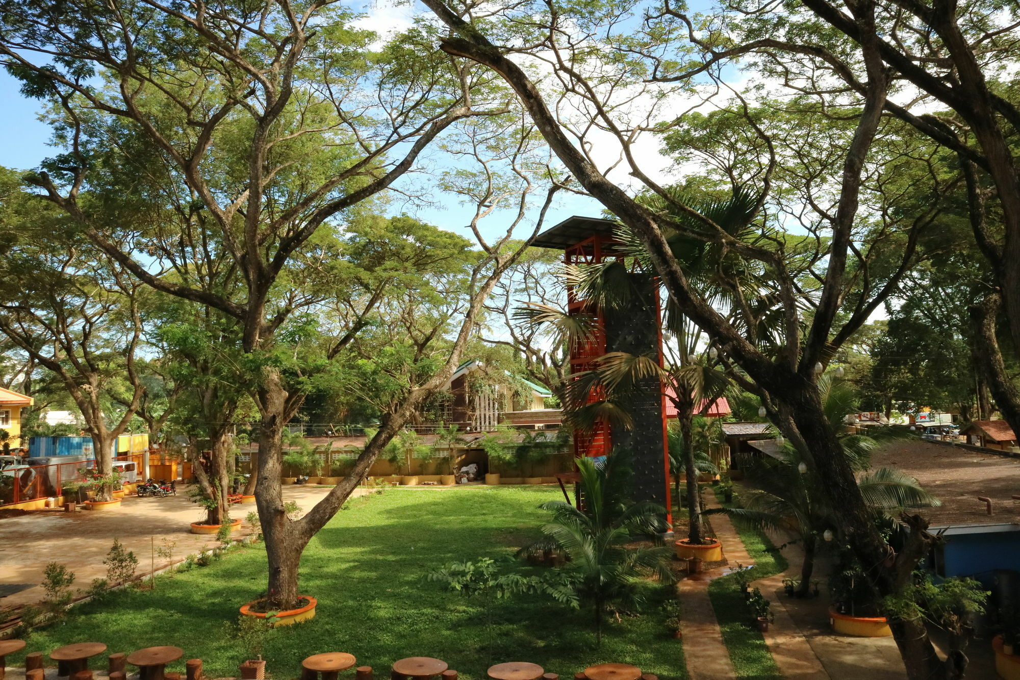 Hotel Reddoorz Premium @ Gabinete Road Palawan Puerto Princesa Esterno foto