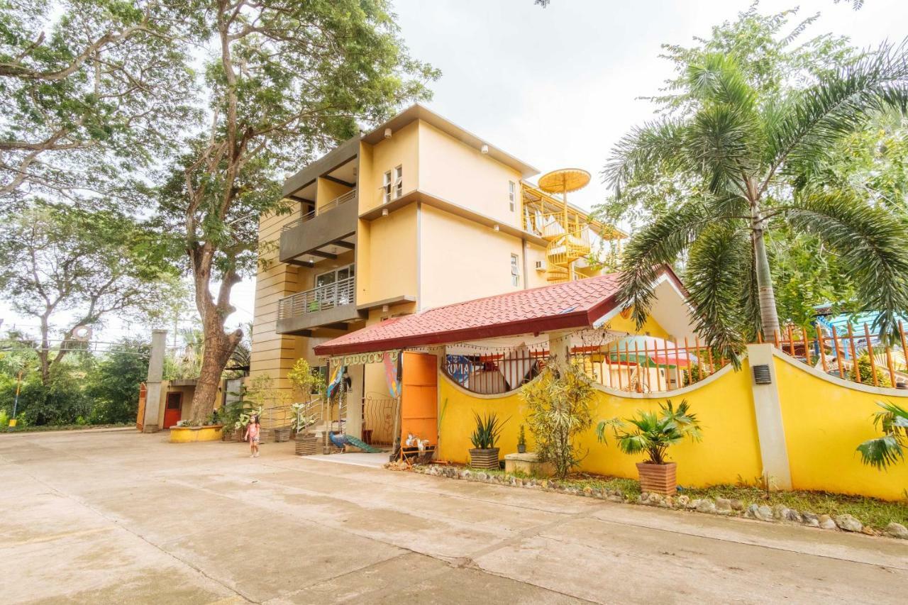 Hotel Reddoorz Premium @ Gabinete Road Palawan Puerto Princesa Esterno foto