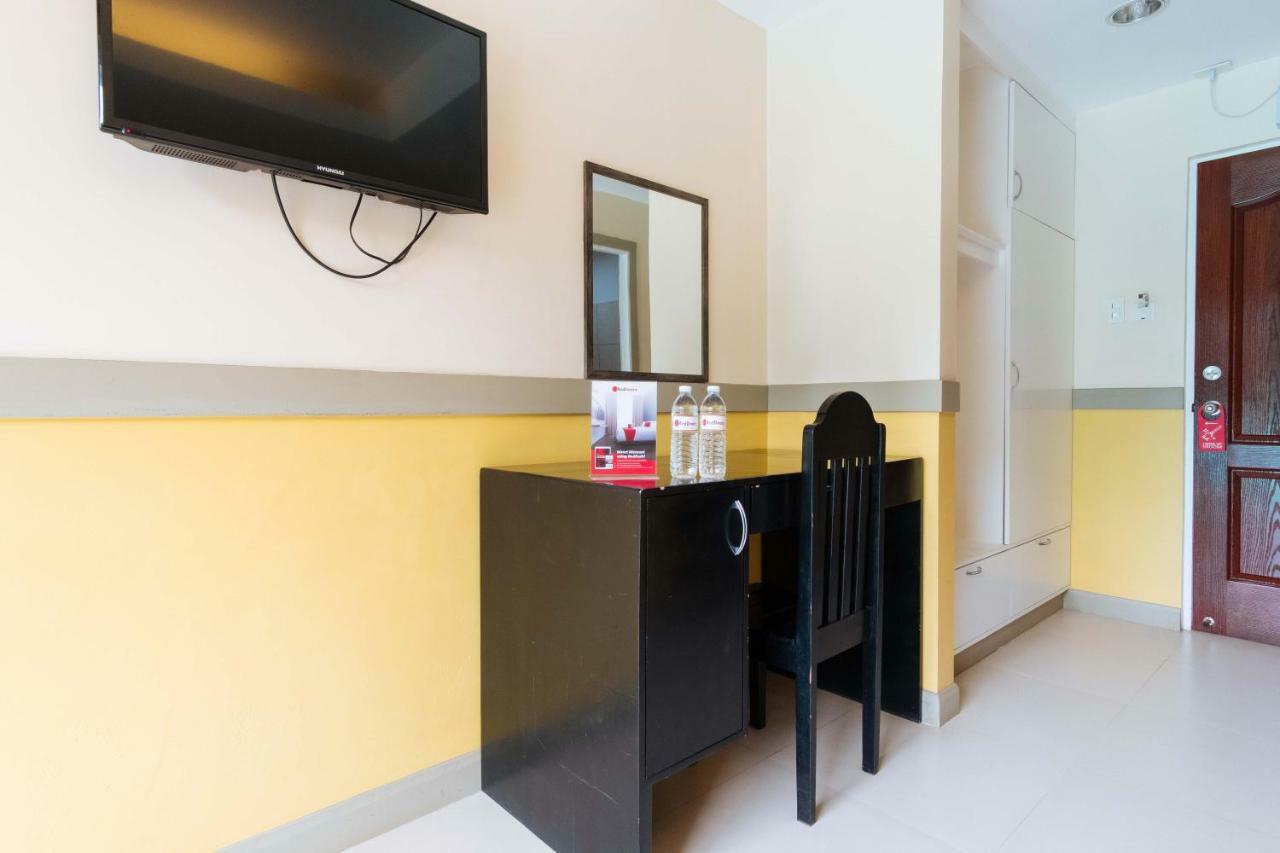 Hotel Reddoorz Premium @ Gabinete Road Palawan Puerto Princesa Esterno foto