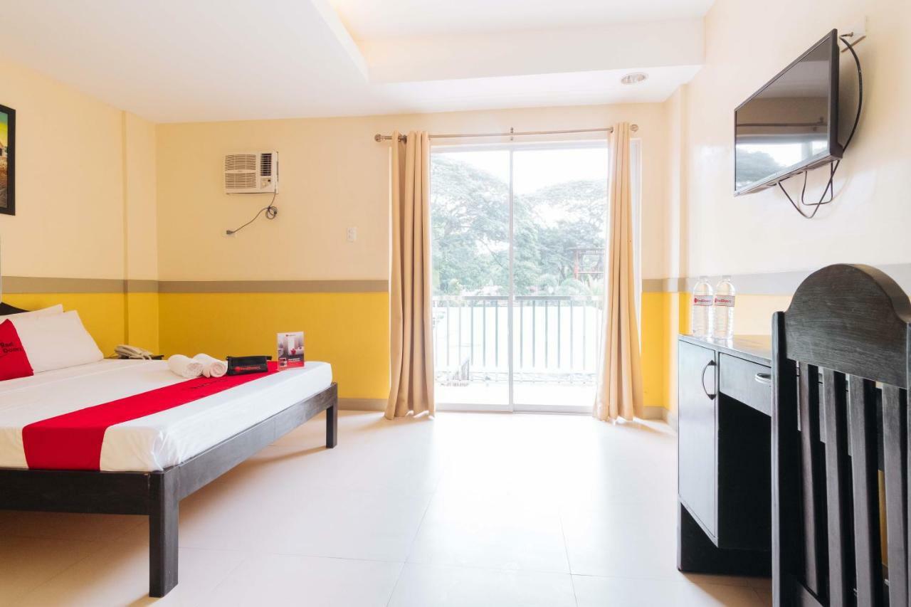 Hotel Reddoorz Premium @ Gabinete Road Palawan Puerto Princesa Esterno foto